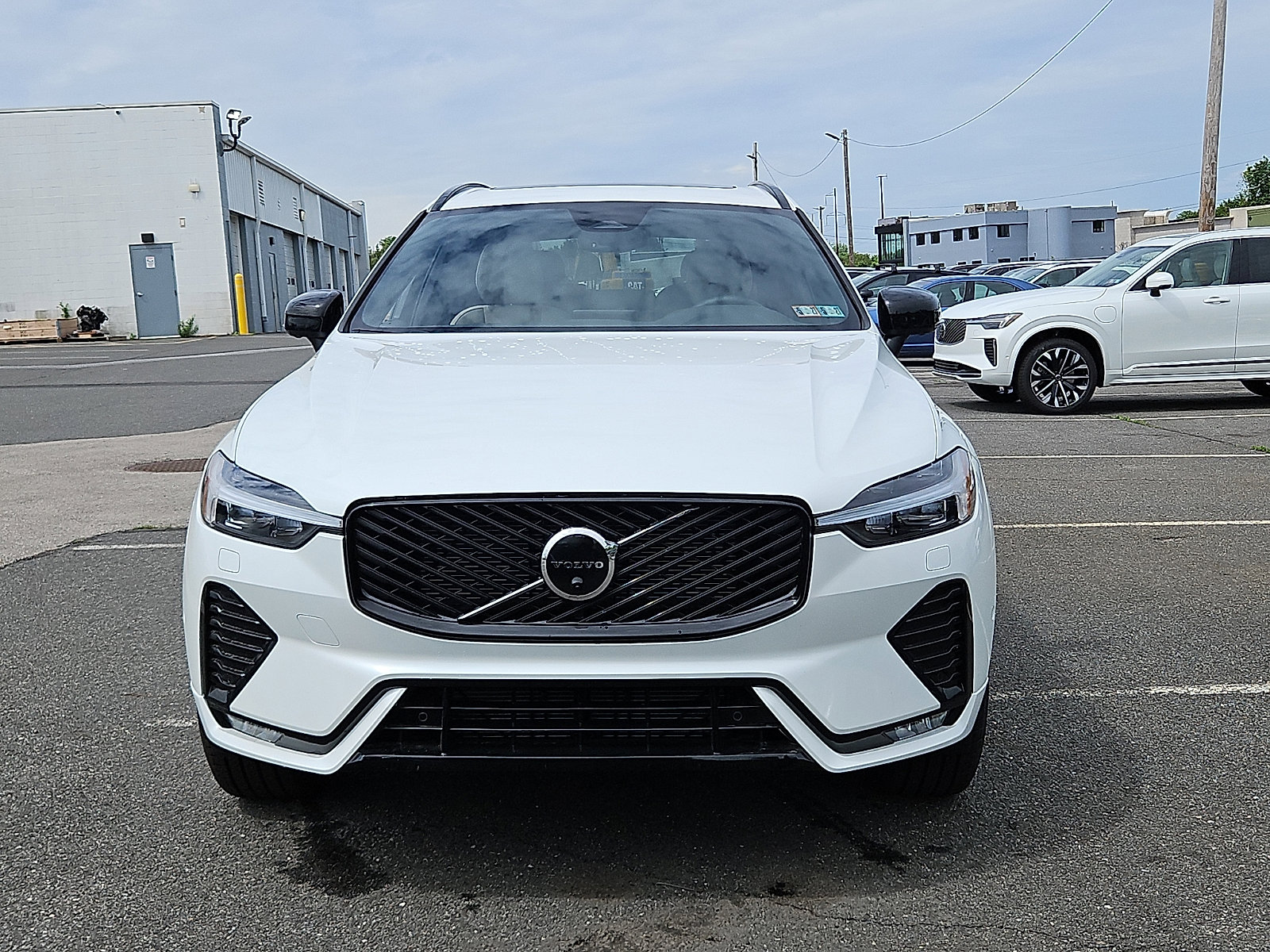 New 2026 Volvo XC60 B5 Plus w/ Protection Package Premier AWD/4WD image 2
