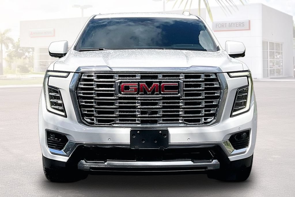 Used 2026 GMC Yukon Denali w/ Denali Reserve Package AWD/4WD image 24