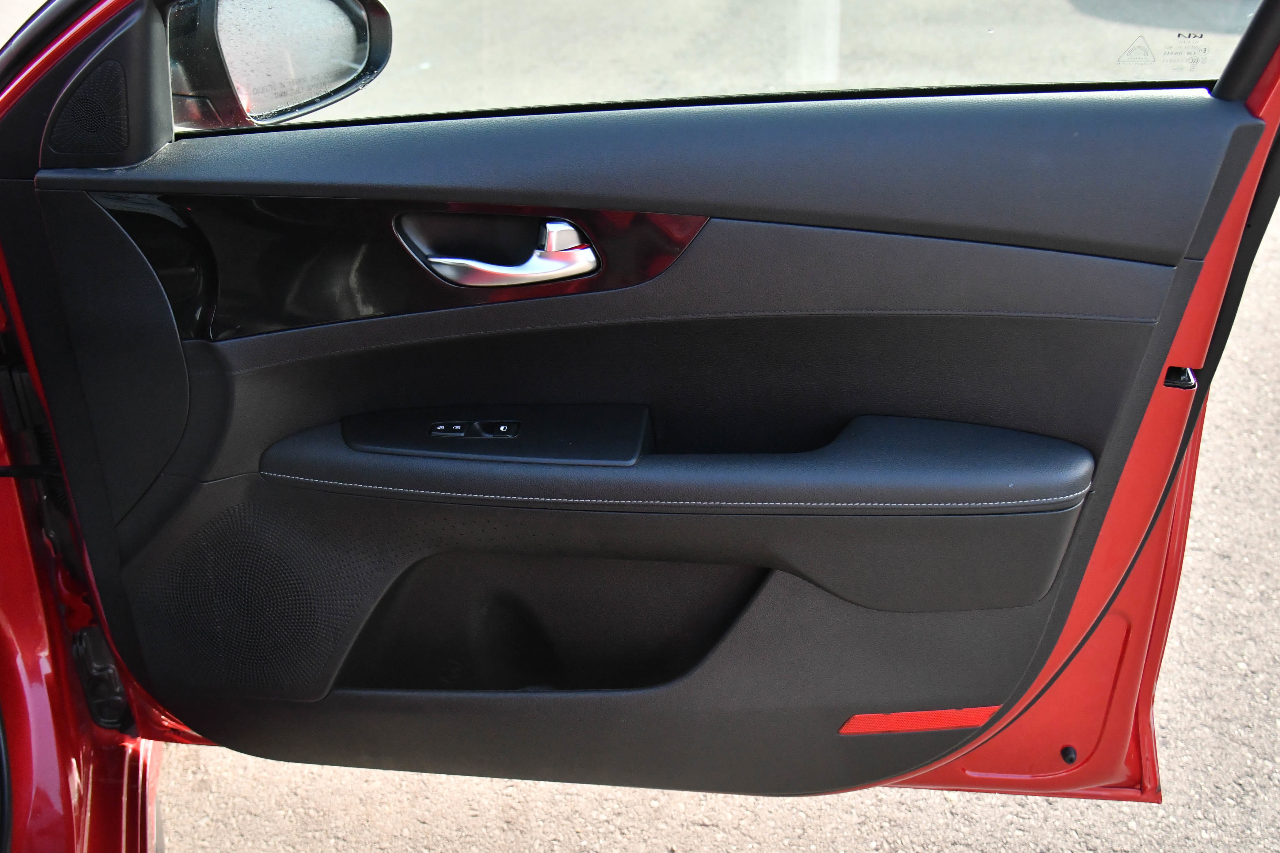 Used 2024 Kia Forte GT-Line image 41