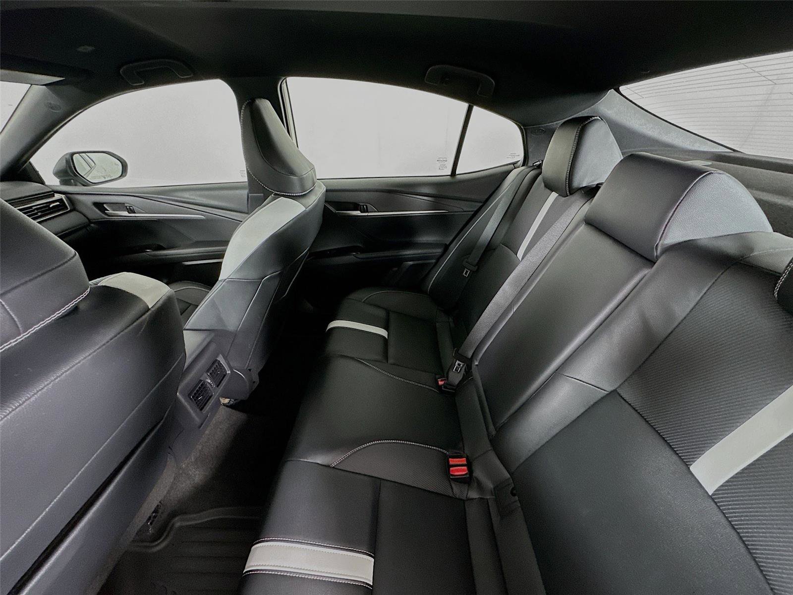 Certified 2025 Toyota Camry SE image 11