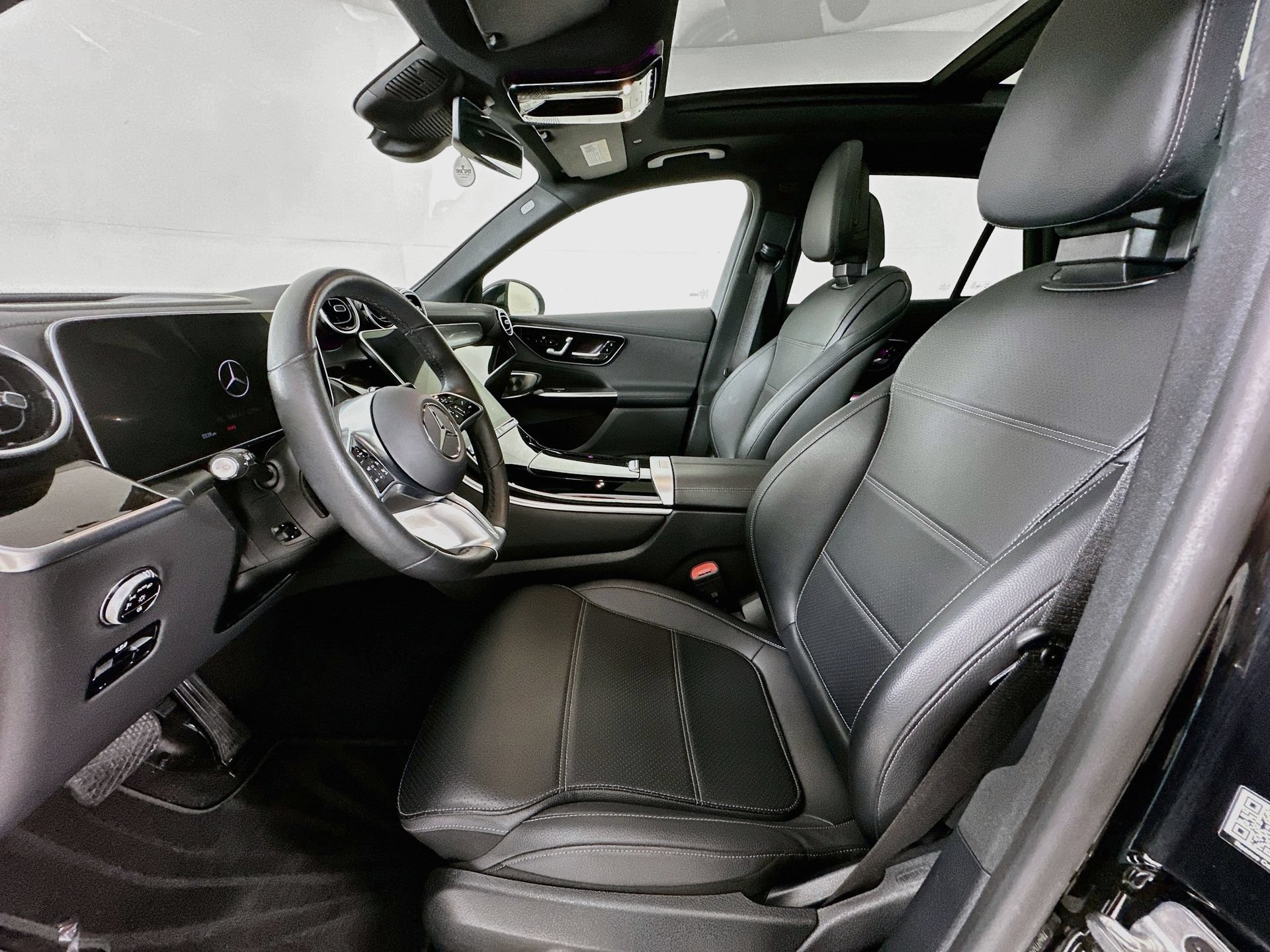 Certified 2024 Mercedes-Benz GLC 300 4MATIC image 23