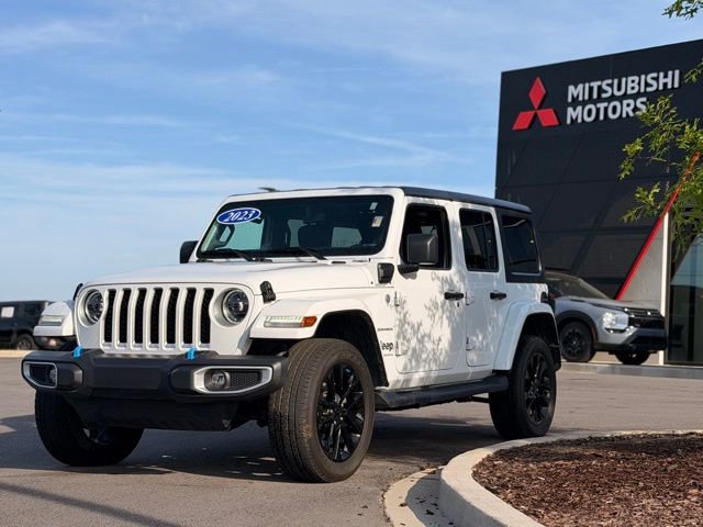 Used 2023 Jeep Wrangler Unlimited Sahara w/ Cold Weather Group AWD/4WD image 7