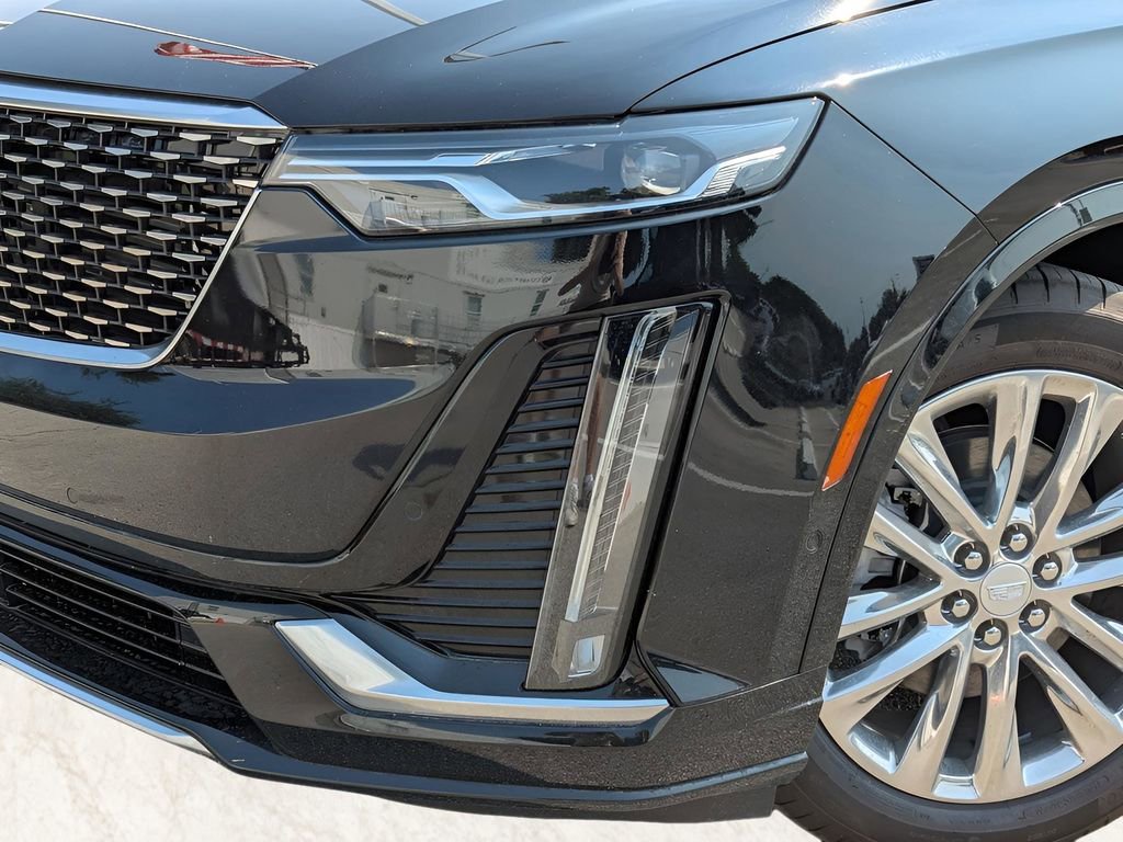 New 2025 Cadillac XT6 Premium Luxury w/ Technology Package image 3