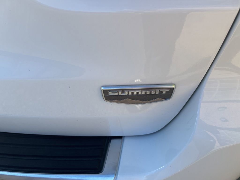 Used 2016 Jeep Grand Cherokee Summit w/ Platinum Series Group image 10