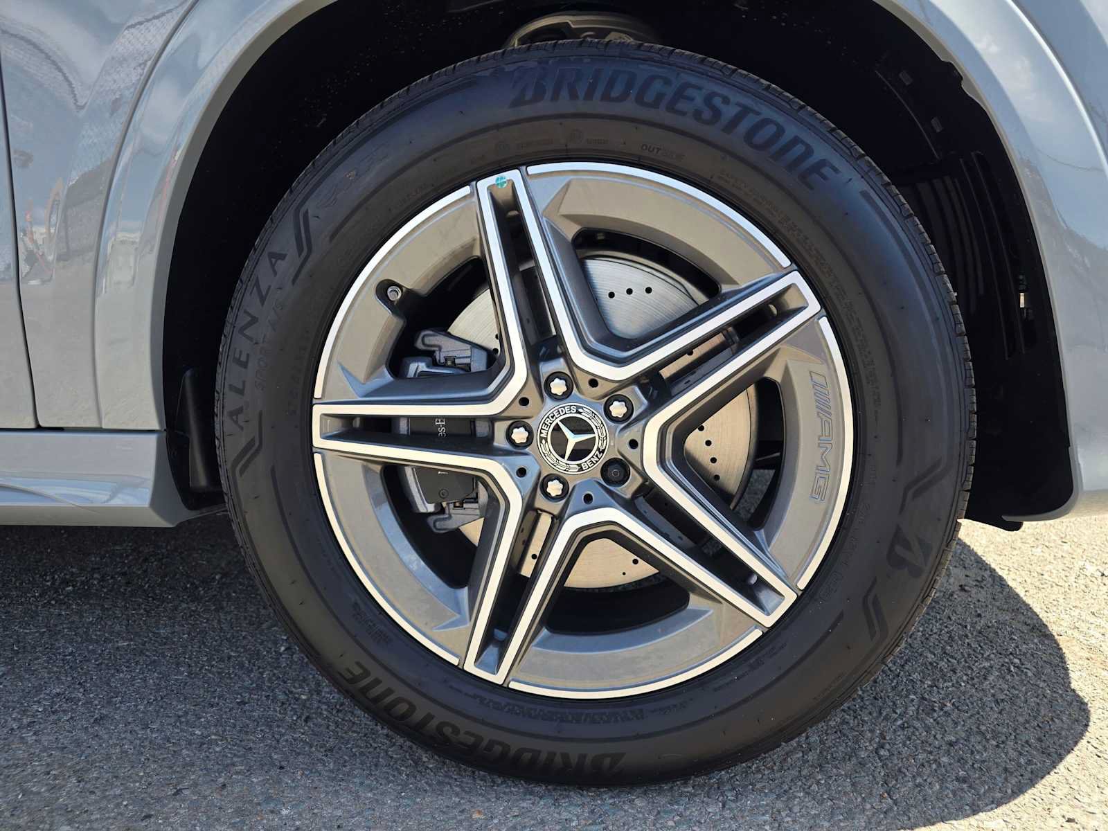 New 2026 Mercedes-Benz GLE 450e 4MATIC image 9