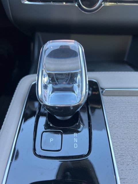 New 2026 Volvo XC90 B5 Plus w/ Protection Package AWD/4WD image 13