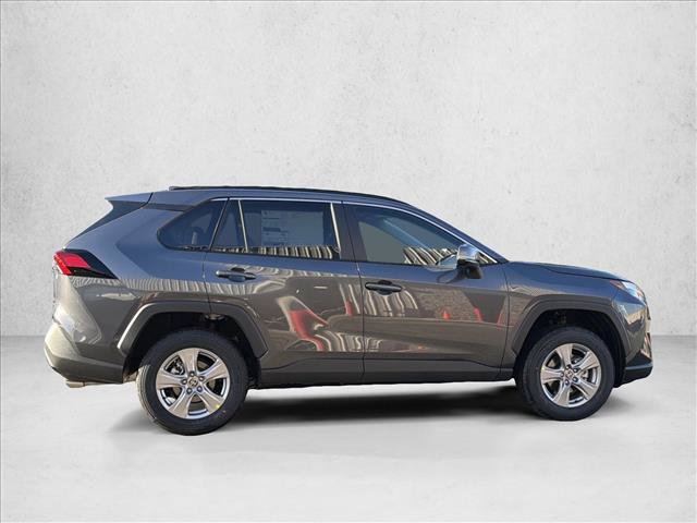 Used 2025 Toyota RAV4 XLE w/ Convenience Package AWD/4WD image 4