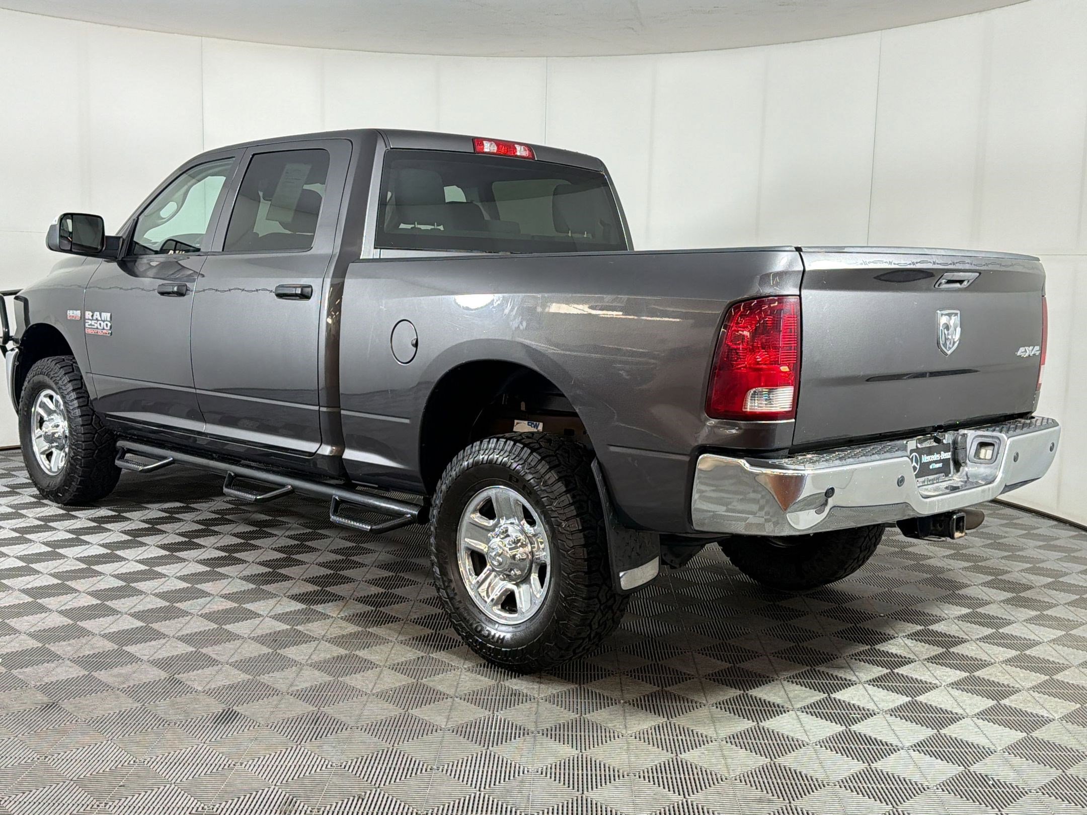 Used 2018 RAM 2500 Tradesman w/ Chrome Appearance Group AWD/4WD image 3