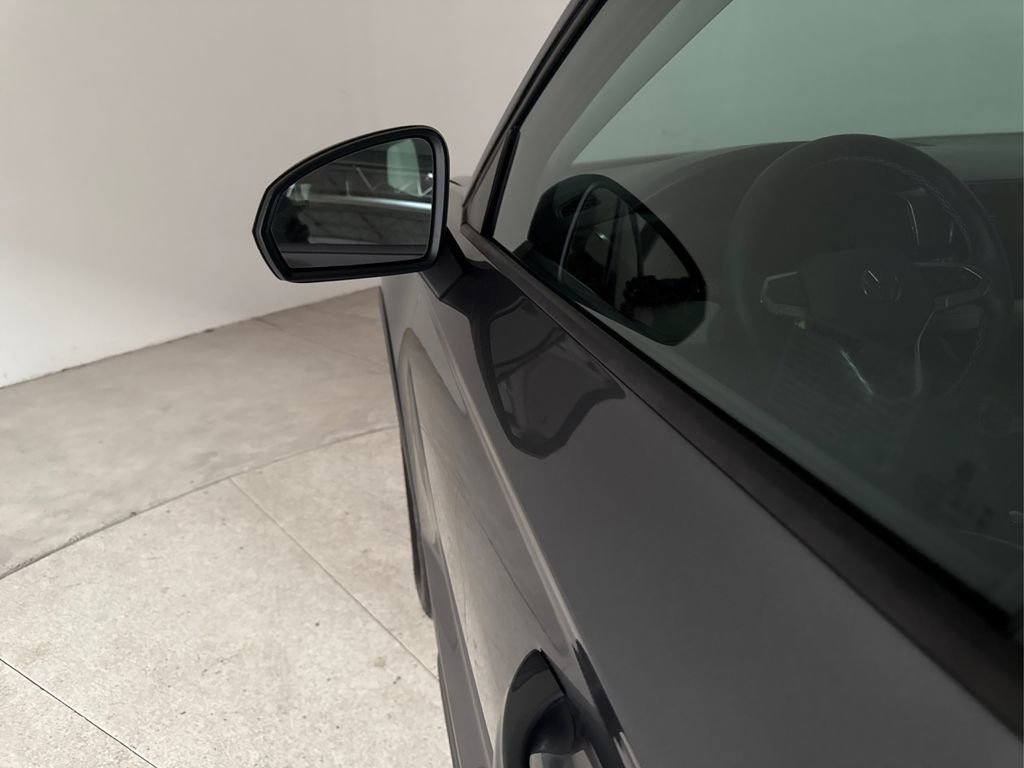 Used 2025 Volkswagen Taos S image 31