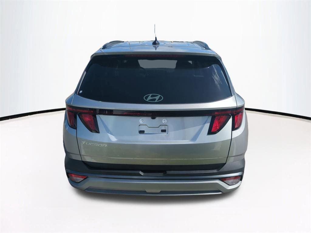 New 2026 Hyundai Tucson SEL Plus FWD image 6