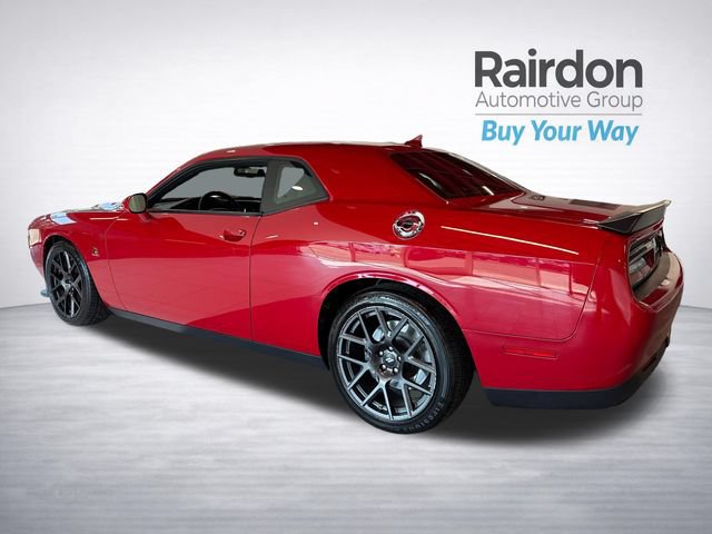 Used 2017 Dodge Challenger R/T Scat Pack RWD image 5