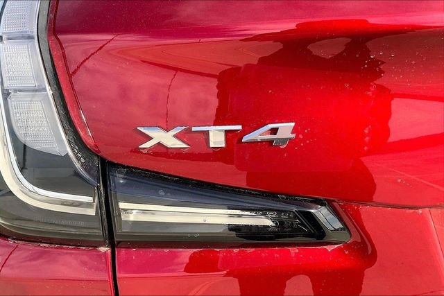 Used 2025 Cadillac XT4 Sport image 8