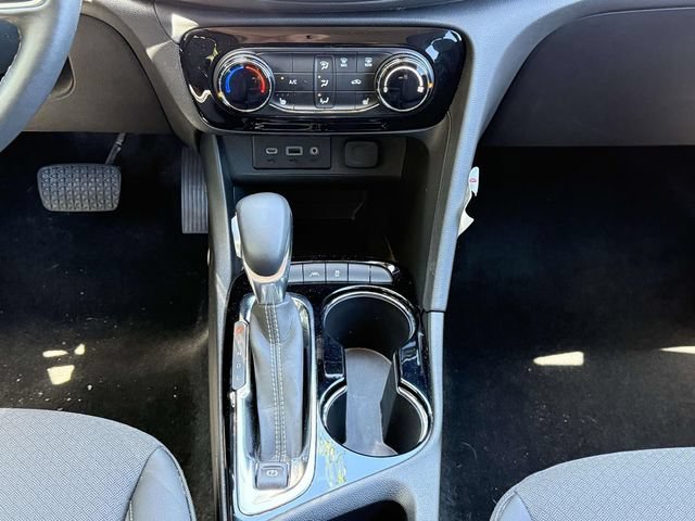Used 2023 Buick Encore GX Preferred w/ Cold Weather Comfort Package FWD image 19