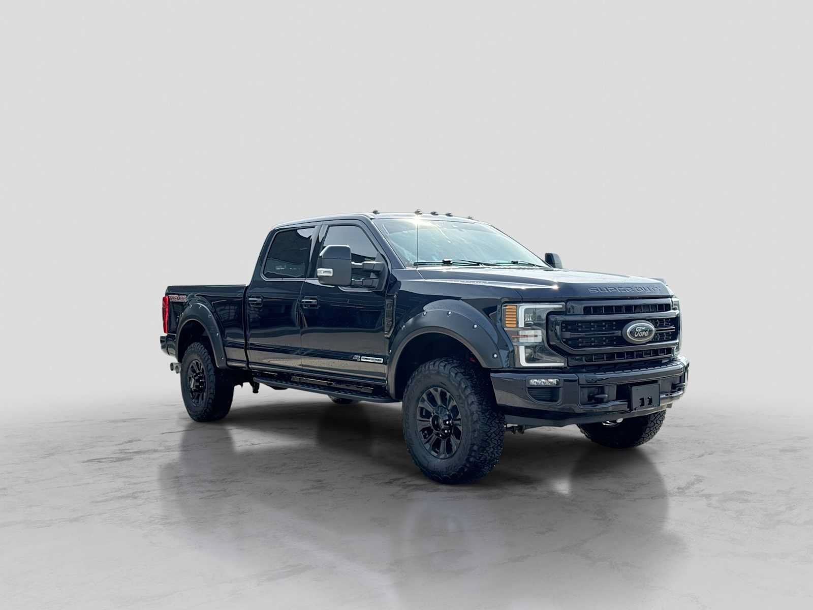 Used 2021 Ford F250 Lariat w/ Tremor Off-Road Package AWD/4WD image 8