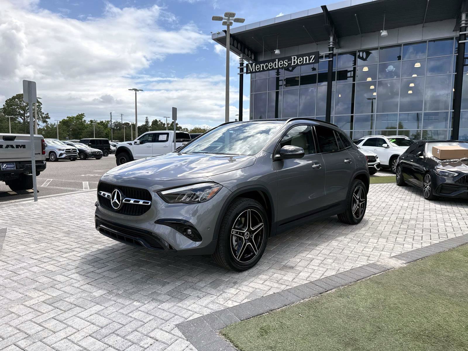 New 2026 Mercedes-Benz GLA 250 4MATIC image 2