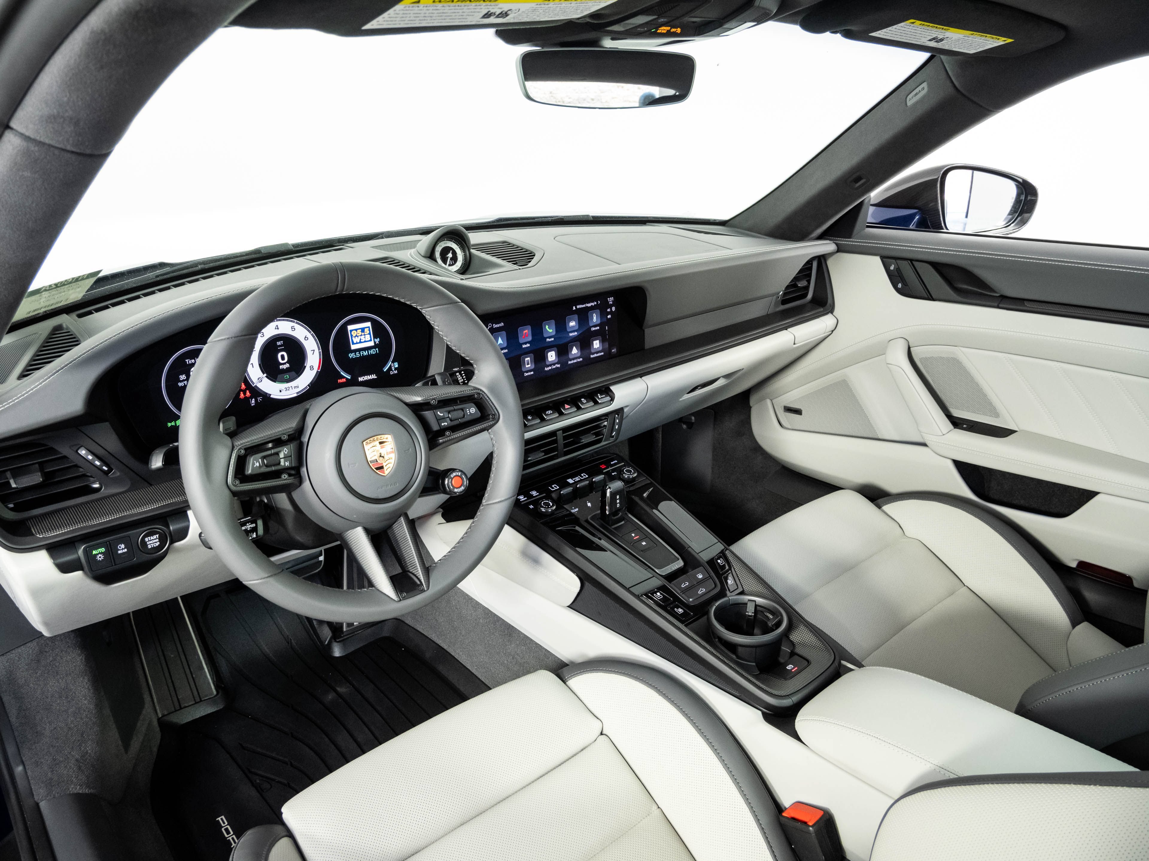 Certified 2026 Porsche 911 Carrera GTS RWD image 4