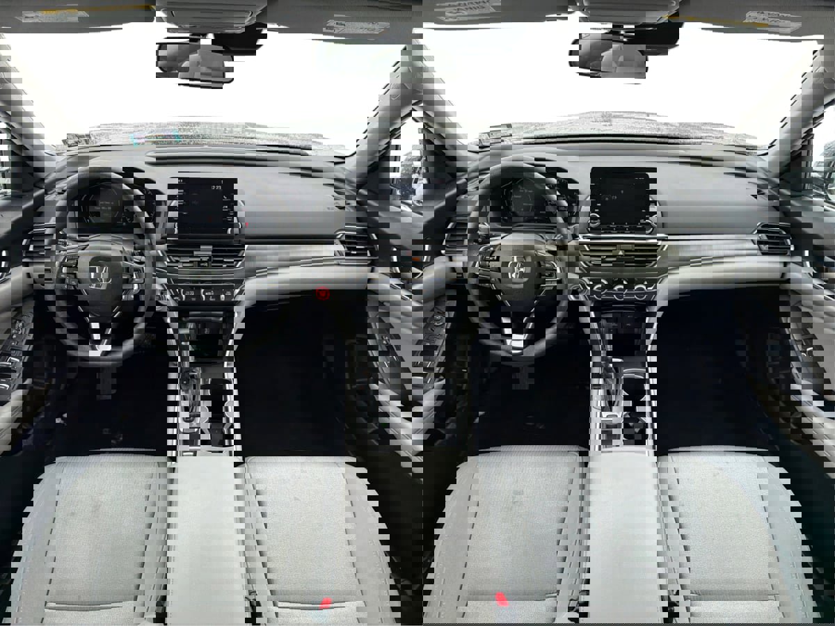 Used 2018 Honda Accord LX image 27