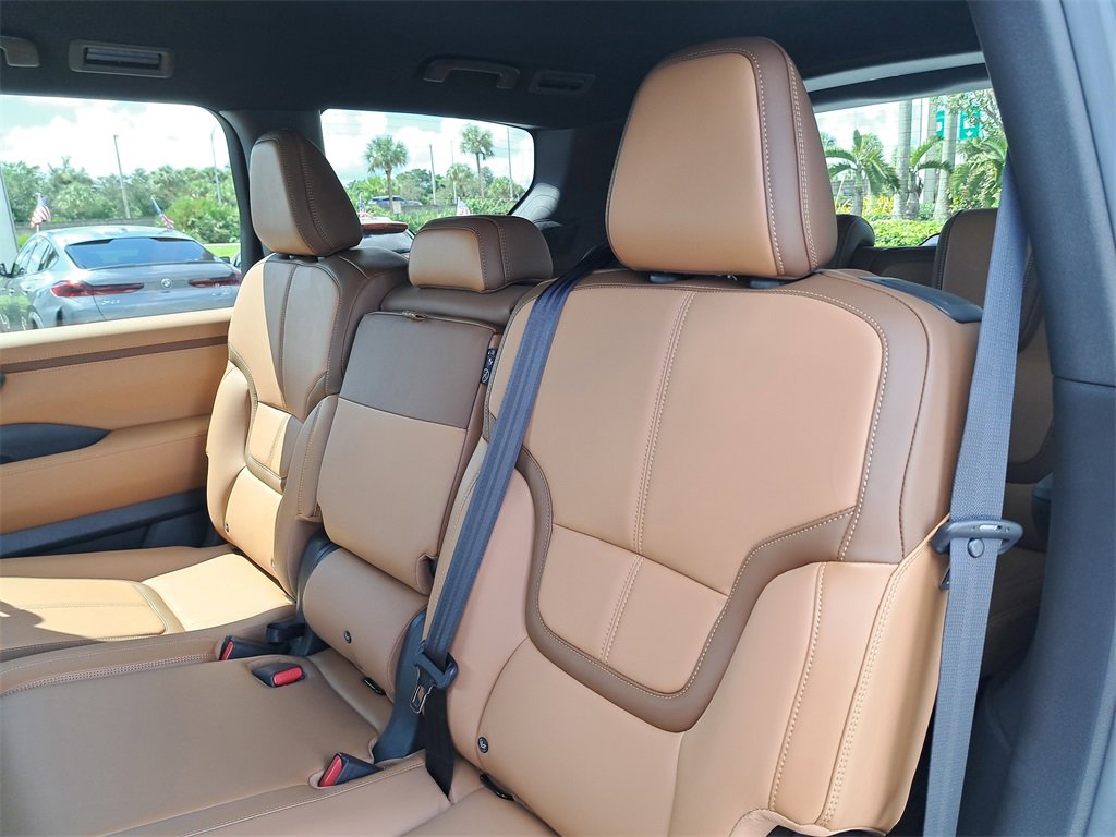 New 2026 Nissan Armada SL image 13