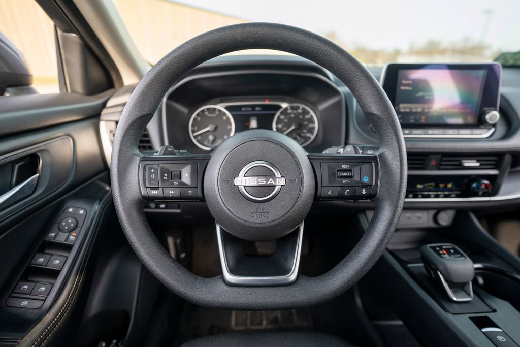Used 2024 Nissan Rogue SV AWD/4WD image 14