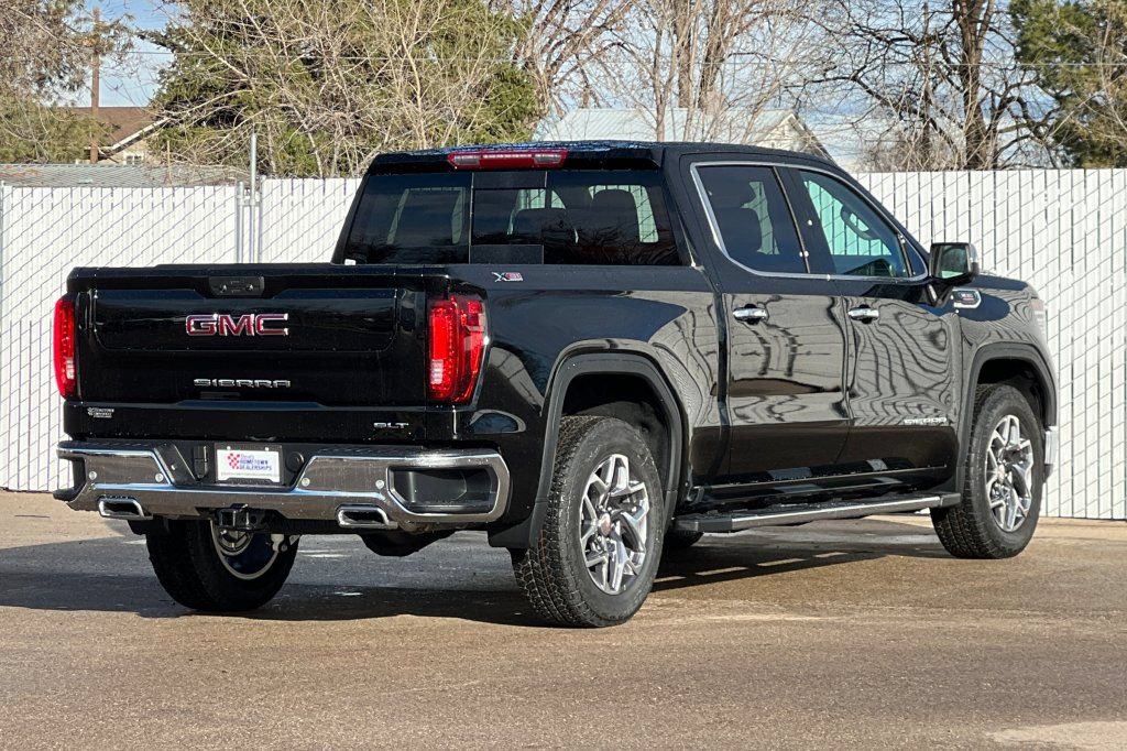New 2026 GMC Sierra 1500 SLT AWD/4WD image 4