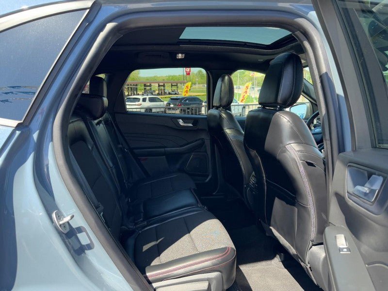 Used 2024 Ford Escape ST-Line w/ Tech Pack #1 AWD/4WD image 10