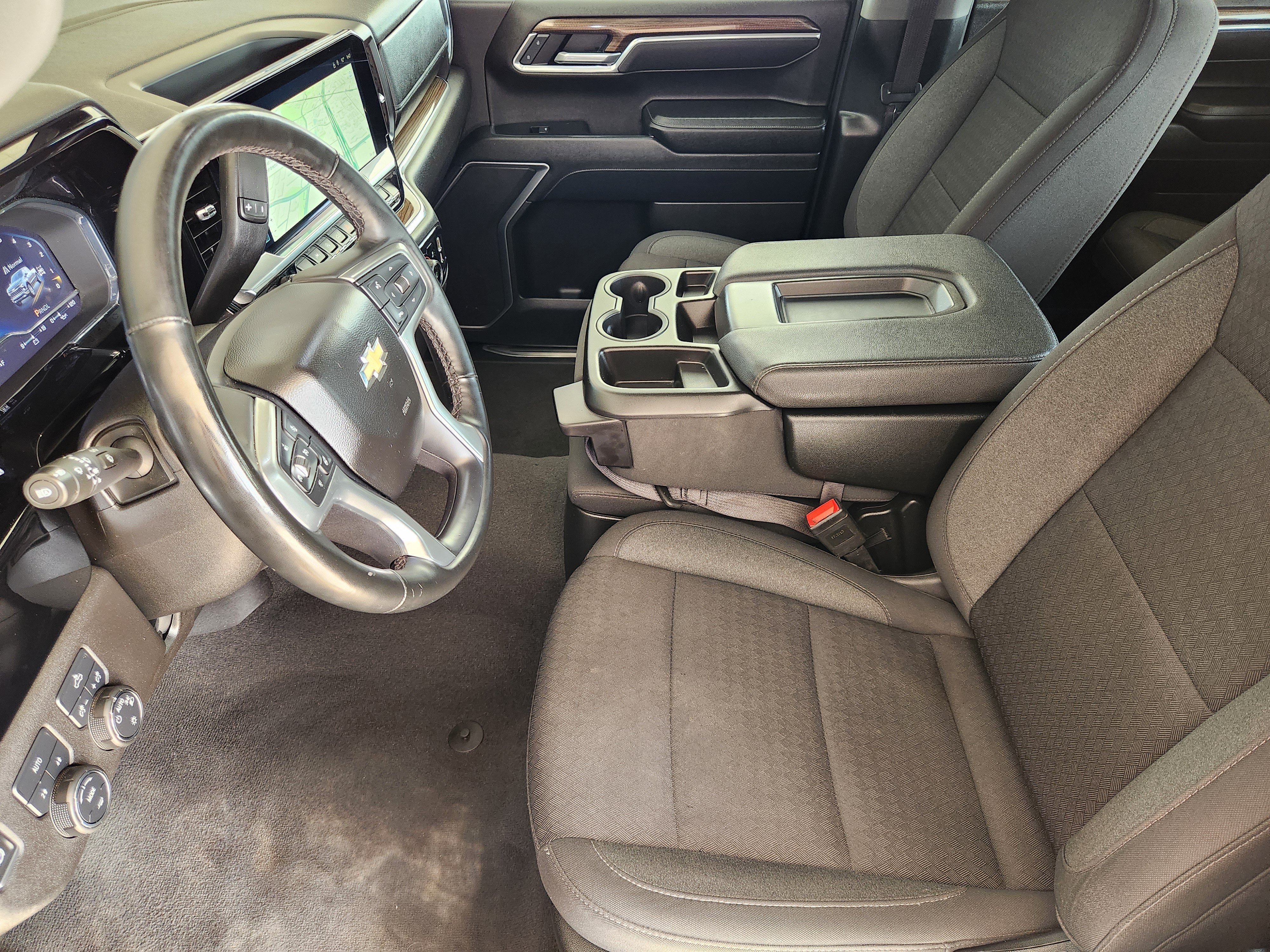 Certified 2025 Chevrolet Silverado 1500 LT AWD/4WD image 14