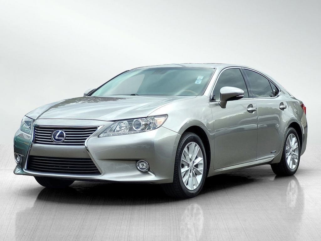 Used 2015 Lexus ES 300h w/ Navigation System Package image 8