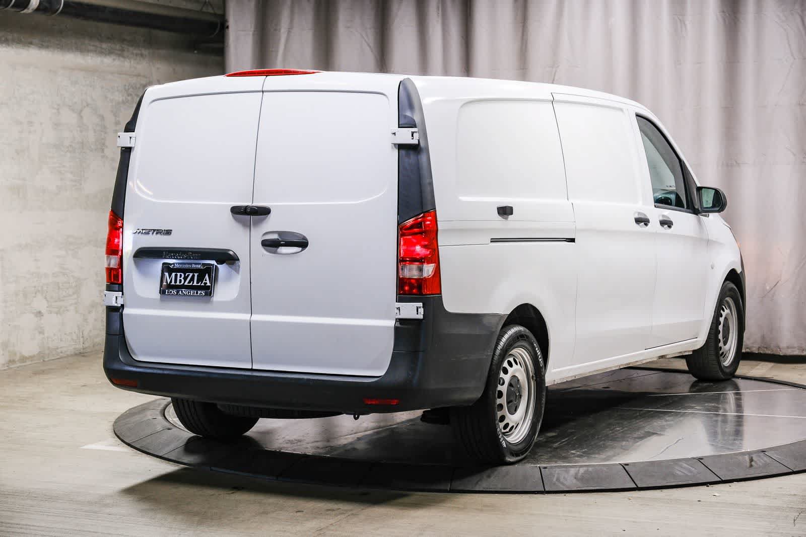 Used 2021 Mercedes-Benz Metris image 4