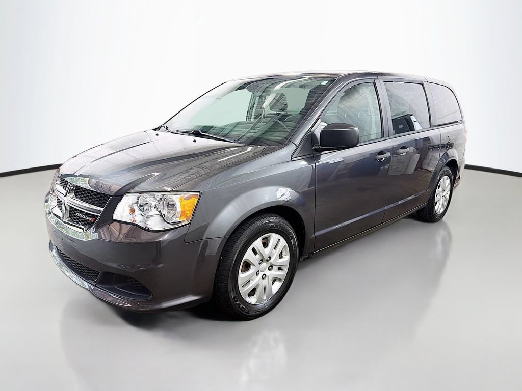 Used 2019 Dodge Grand Caravan SE w/ UConnect Hands-Free Group FWD image 5