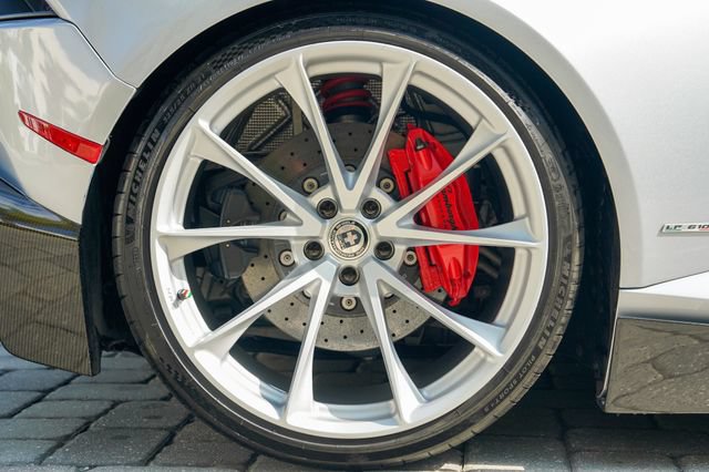 Used 2015 Lamborghini Huracan LP 610-4 AWD/4WD image 32