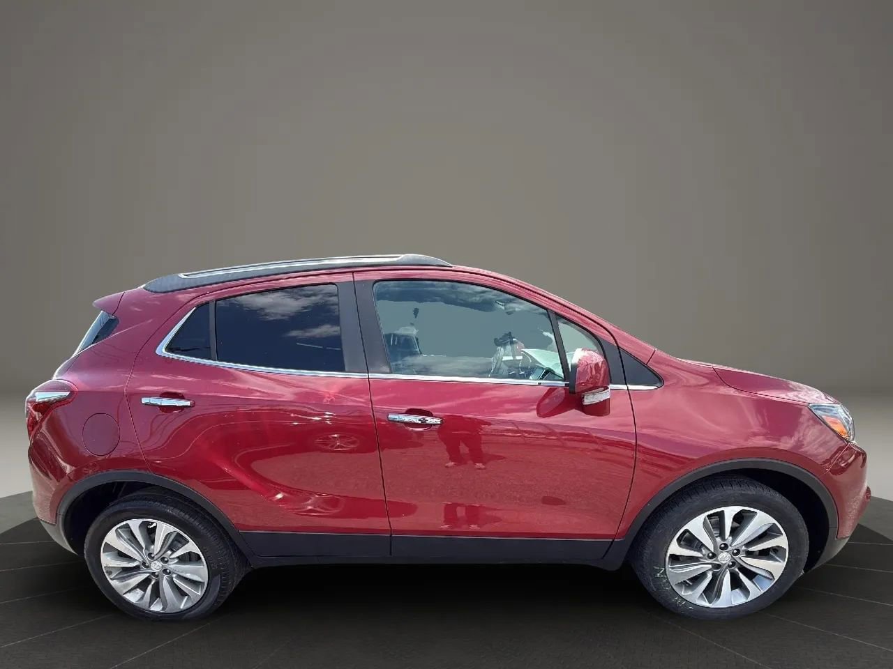 Used 2020 Buick Encore Preferred image 4
