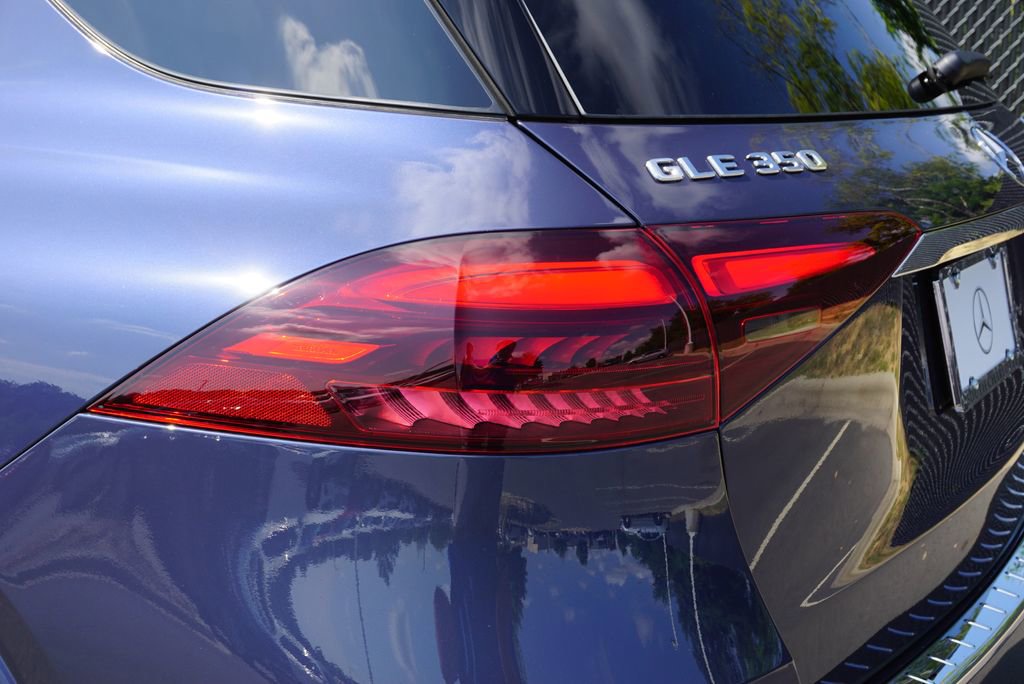 Certified 2025 Mercedes-Benz GLE 350 4MATIC image 14