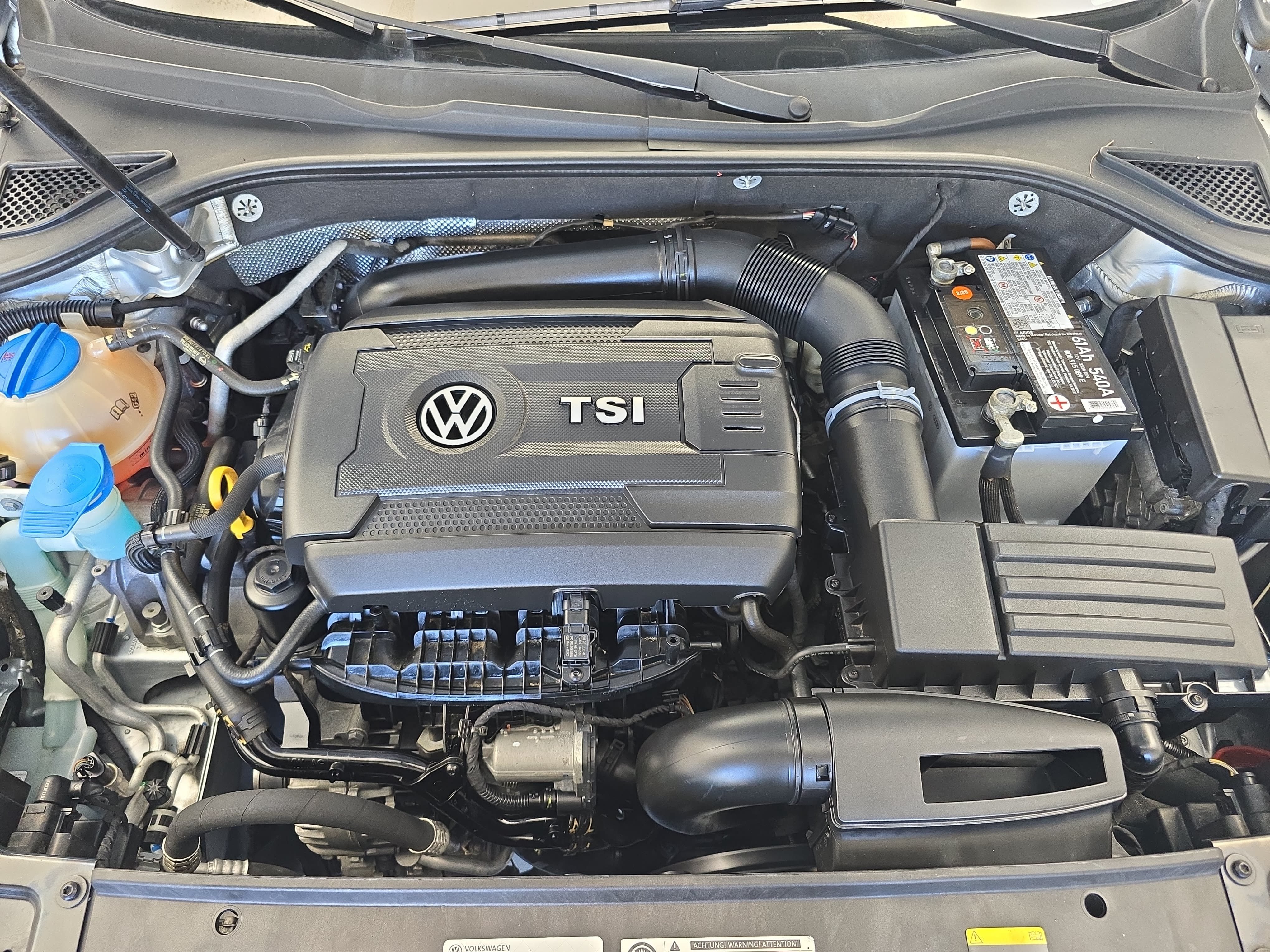 Used 2017 Volkswagen Passat 1.8T SE FWD image 30