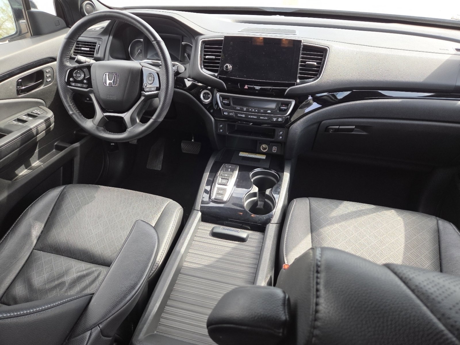 Used 2023 Honda Passport Elite image 28