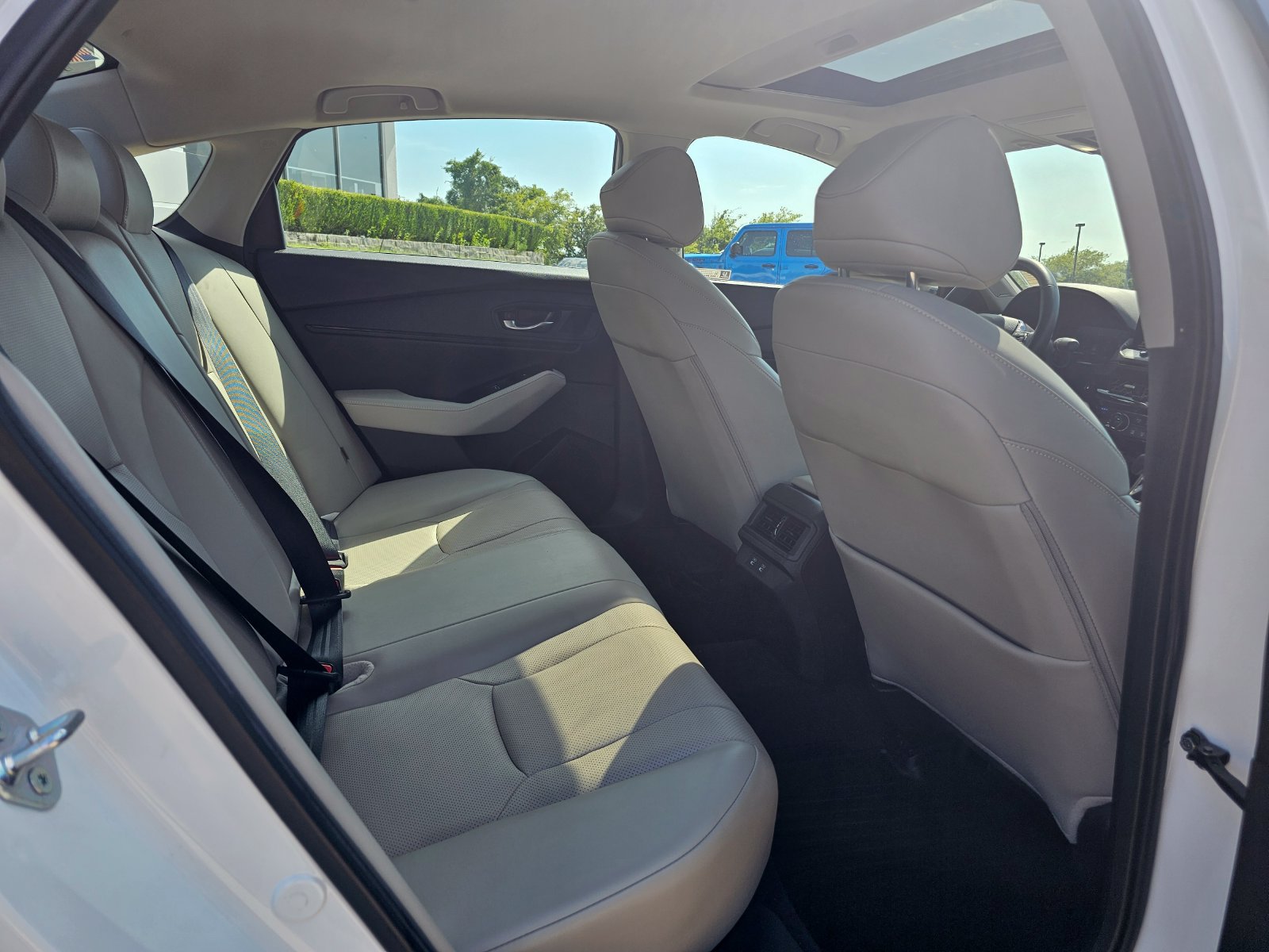 Used 2024 Honda Accord Touring image 31