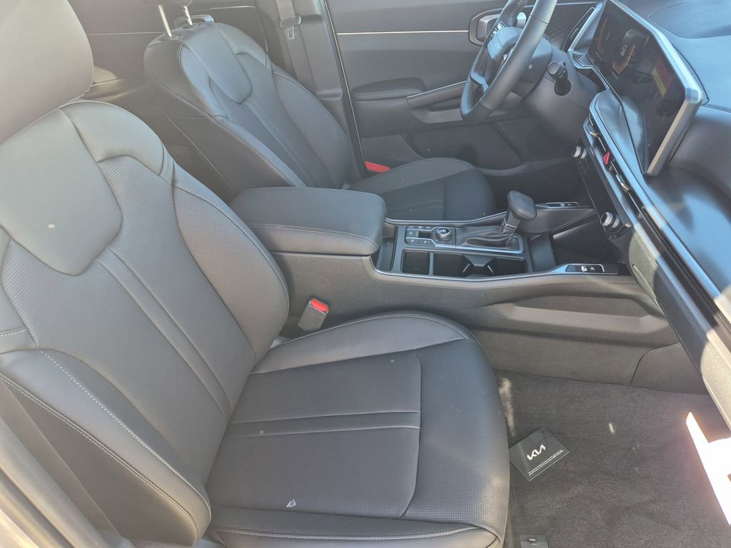 New 2026 Kia Sorento S image 14