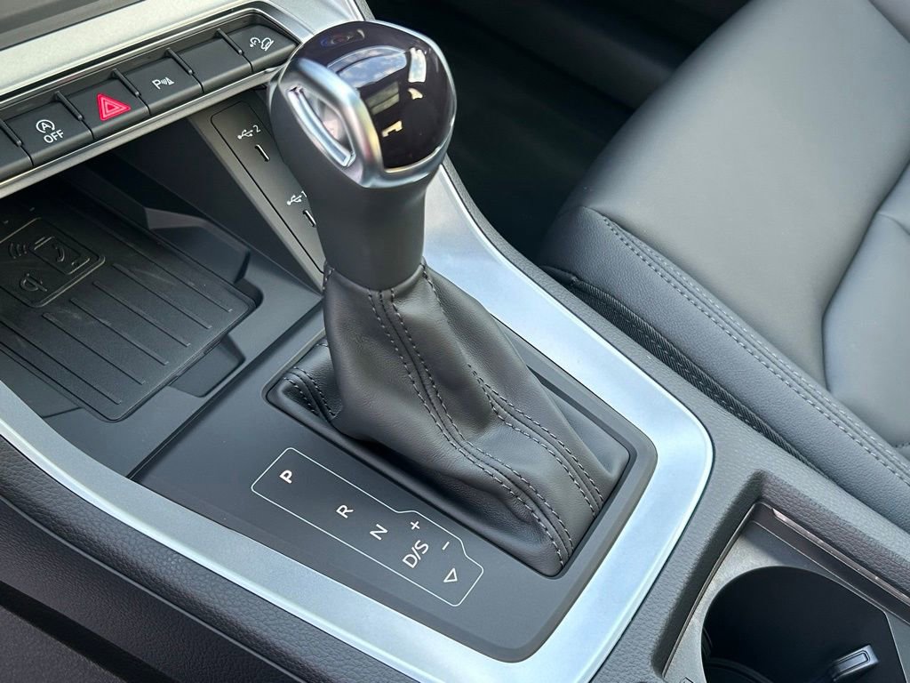 Used 2025 Audi Q3 2.0T Premium w/ Convenience Package image 35