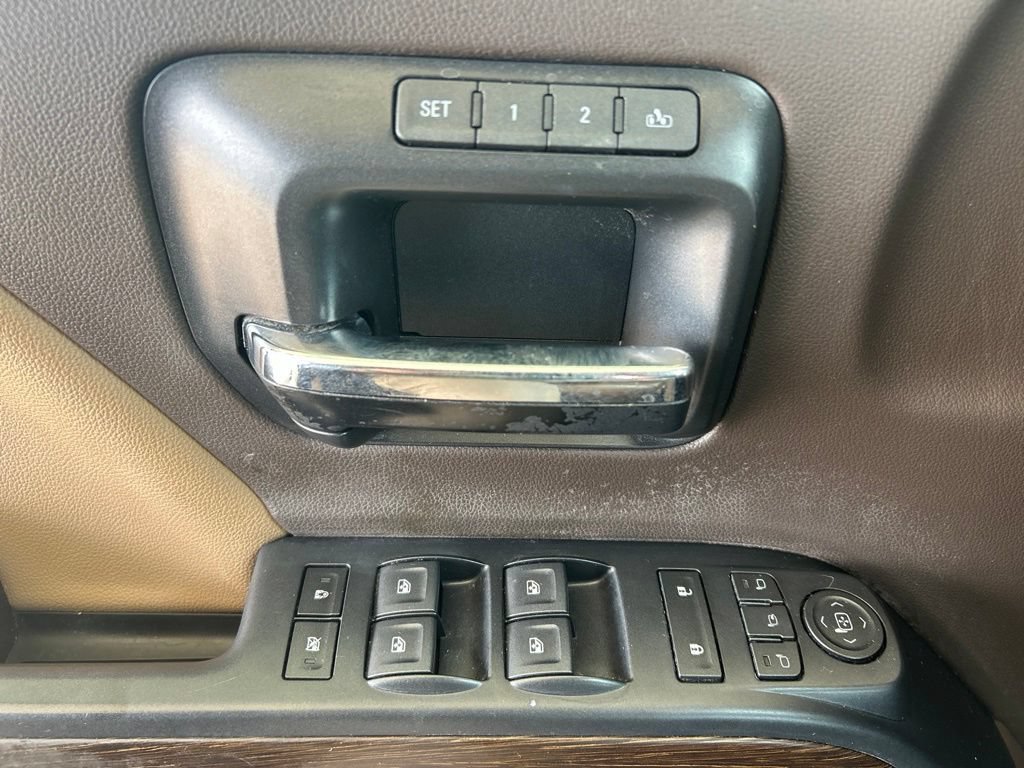 Used 2018 GMC Sierra 2500 Denali w/ Duramax Plus Package AWD/4WD image 28