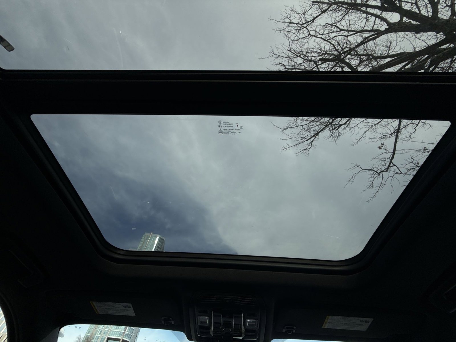 New 2026 GMC Yukon AT4 w/ AT4 Premium Plus Package image 24