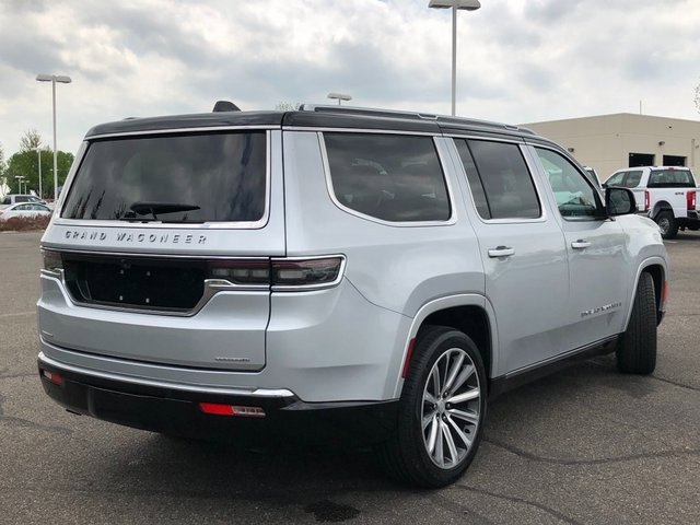 Used 2022 Jeep Grand Wagoneer Series II w/ Convenience Group III image 35