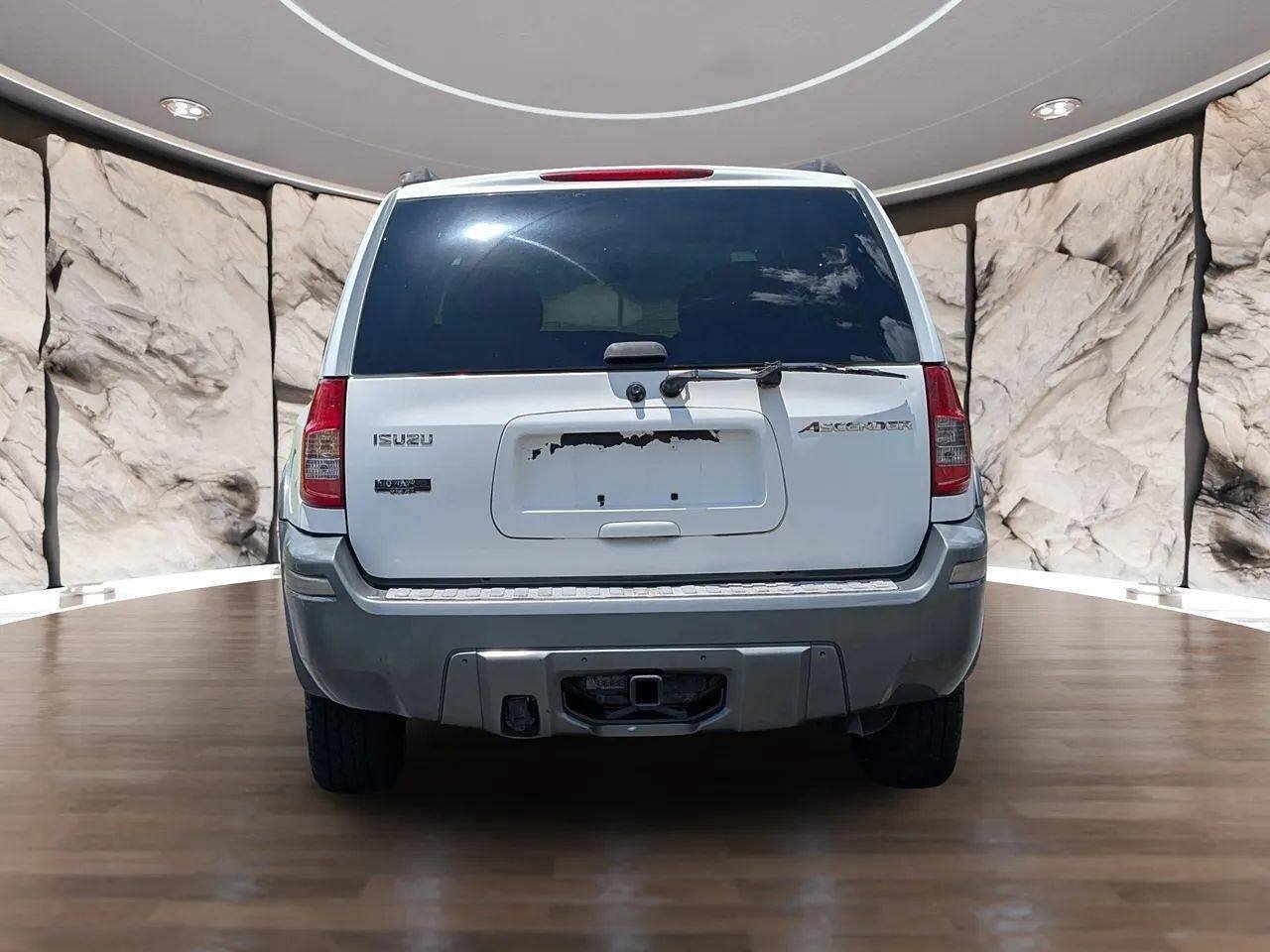 Used 2005 Isuzu Ascender S RWD image 9