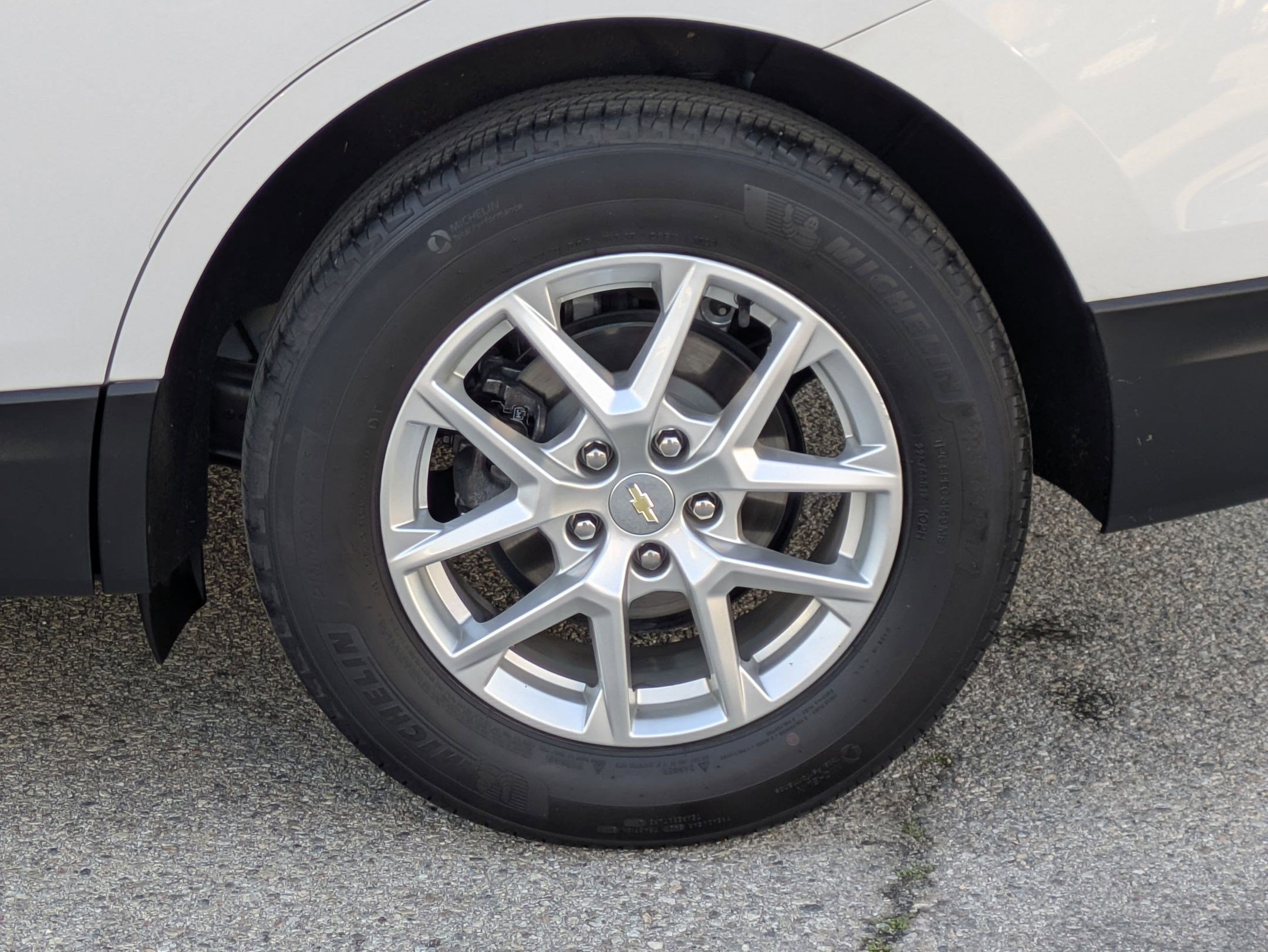 Certified 2023 Chevrolet Equinox LS image 9