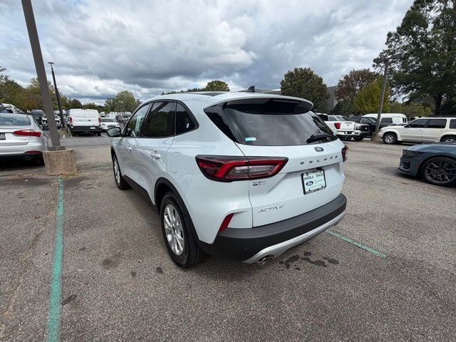 New 2026 Ford Escape Active image 5