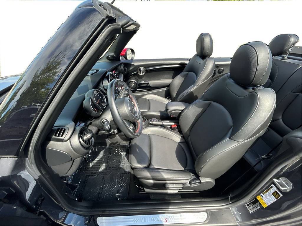 Used 2019 MINI Cooper S w/ Premium Package FWD image 34