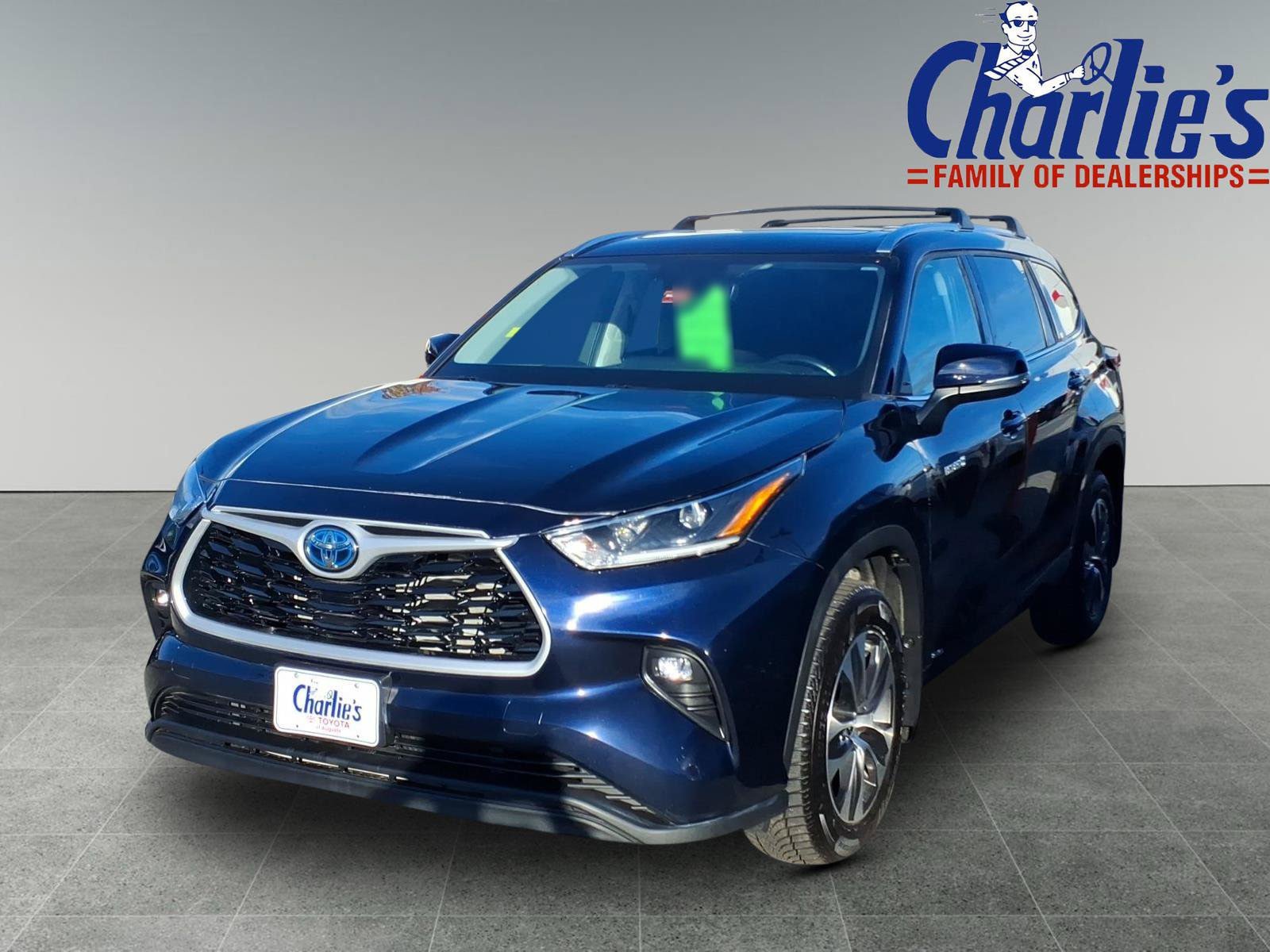 Used 2021 Toyota Highlander XLE