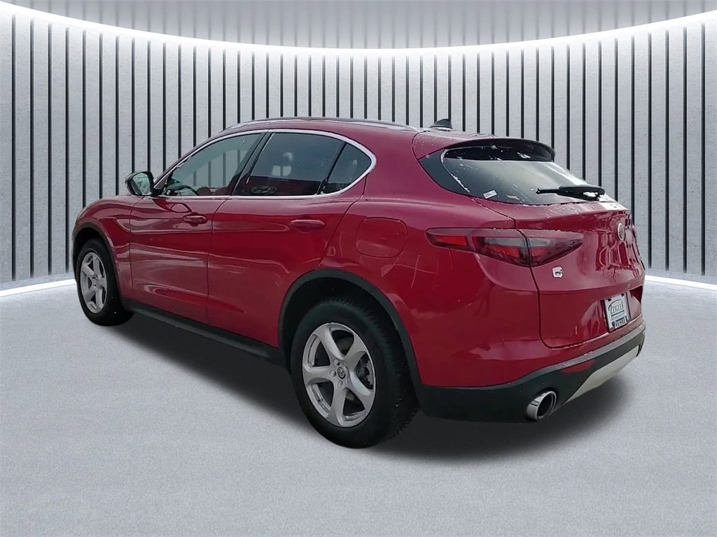 Used 2020 Alfa Romeo Stelvio Base w/ Cold Weather Package image 5