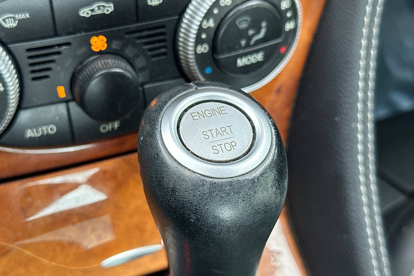 Used 2012 Mercedes-Benz SL 550 image 14