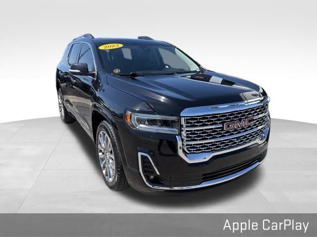 Used 2023 GMC Acadia Denali w/ Denali Ultimate Package AWD/4WD image 3