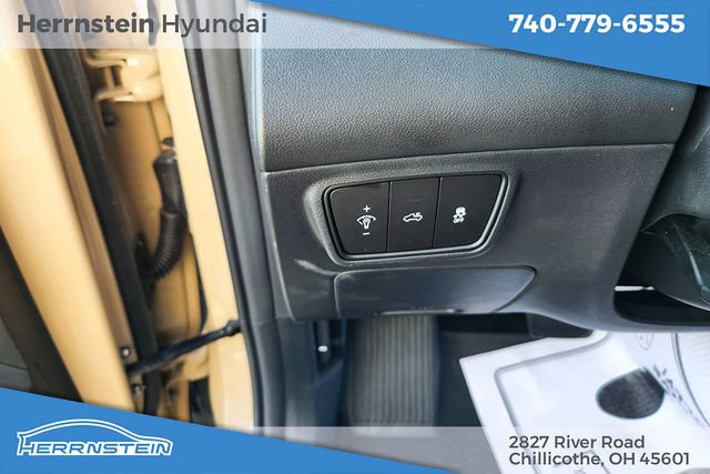 Used 2024 Hyundai Santa Cruz SEL w/ Activity Package FWD image 16
