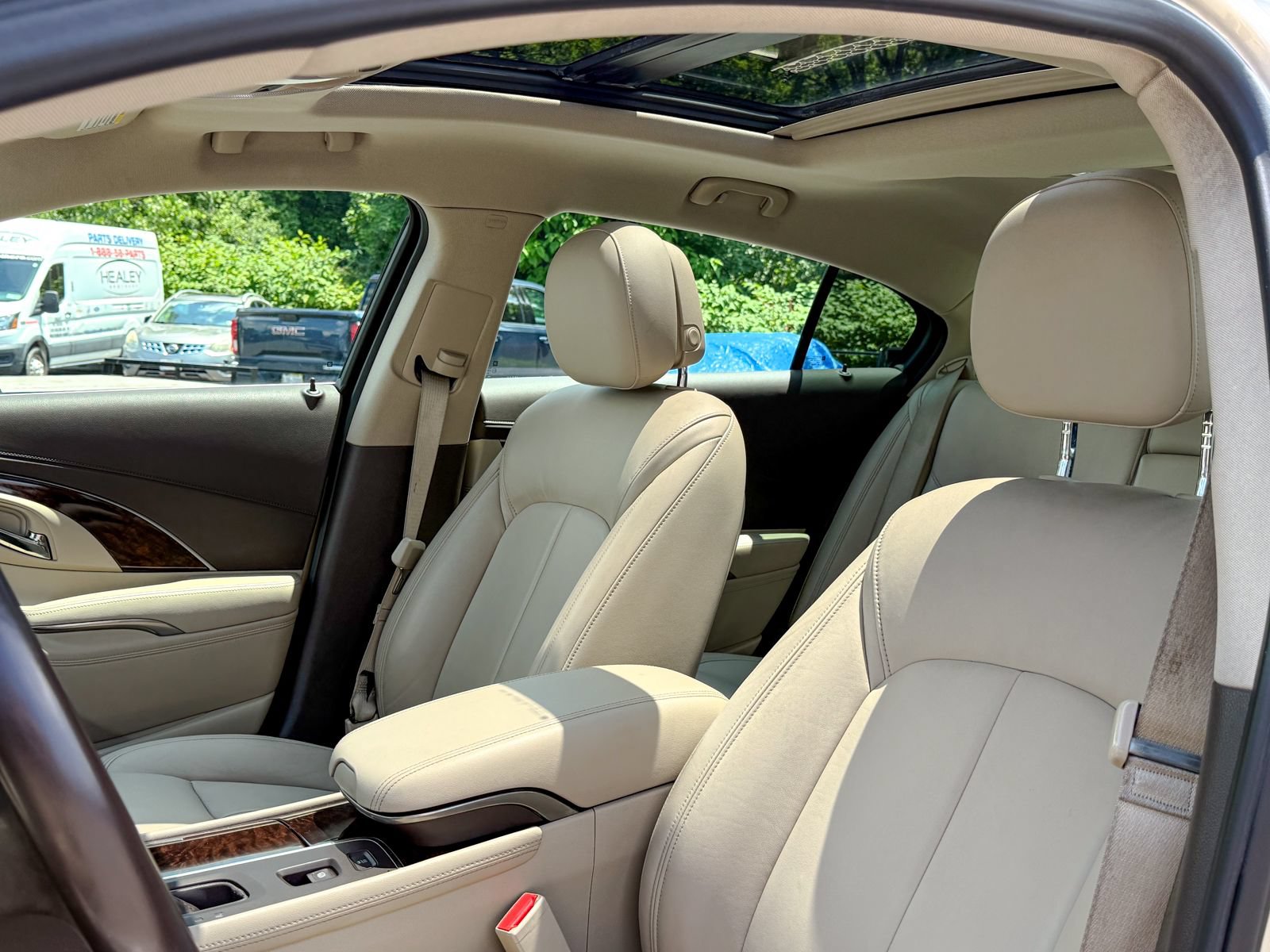 Used 2014 Buick LaCrosse Leather FWD image 19